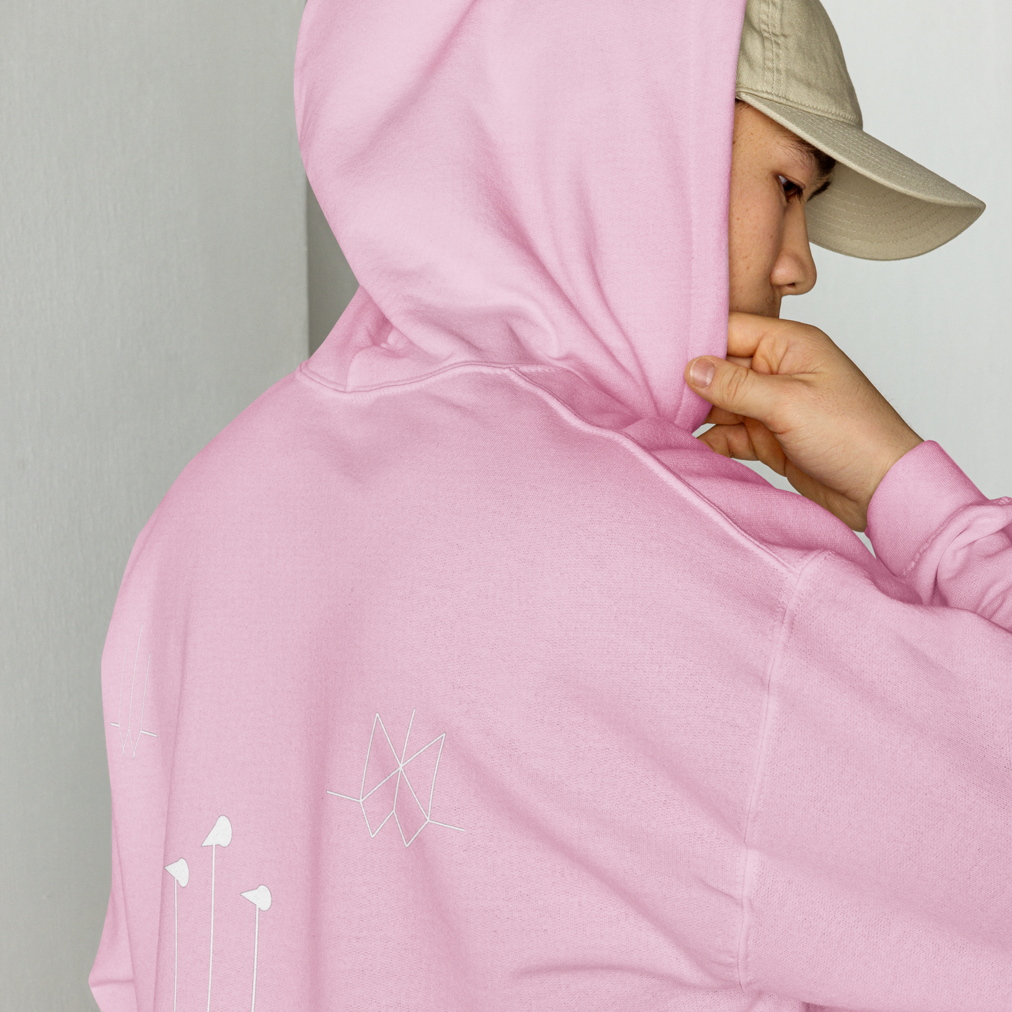 W-Mic Logo Embroidered Hoodie (Dark) Gildan