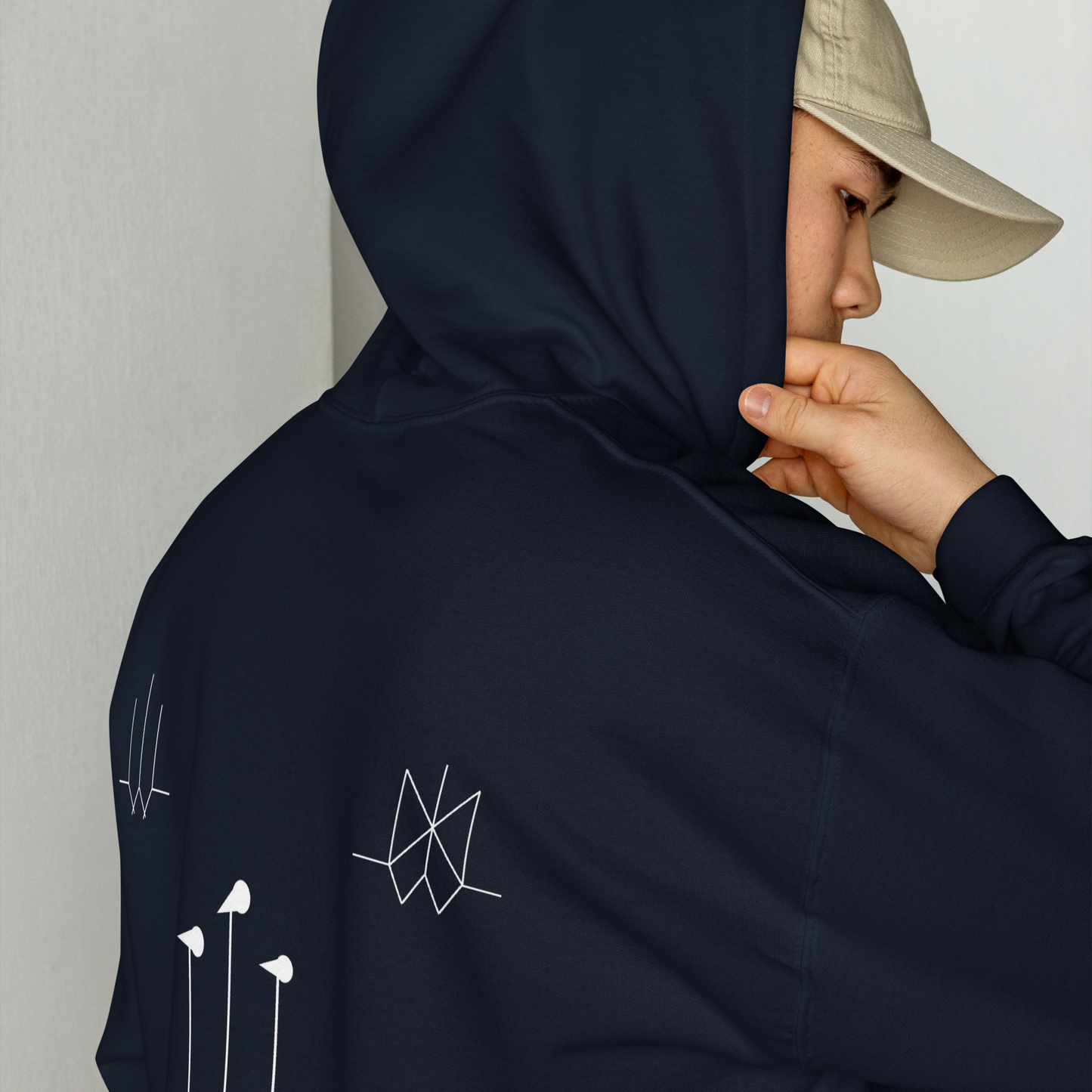 W-Mic Logo Embroidered Hoodie (Dark) Gildan